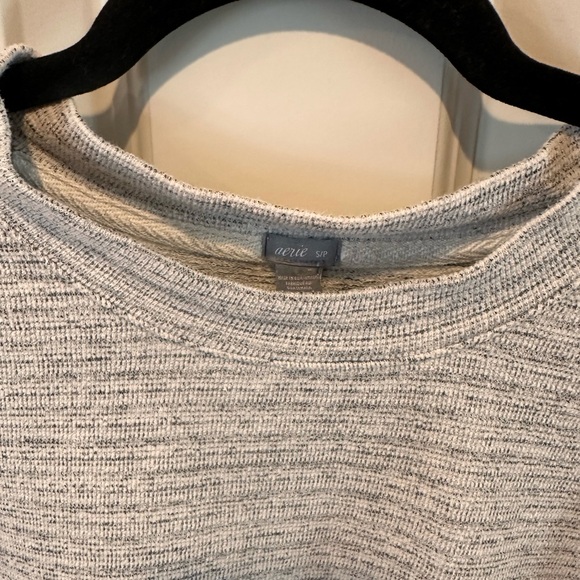Aerie Women's Gray Crewneck Oversized Sweater Size Small - Picture 2 of 6